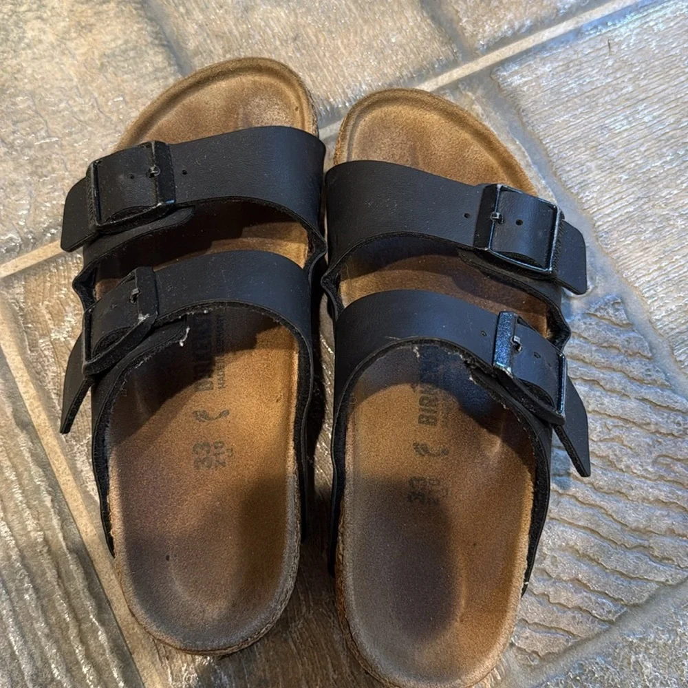 Girls Birkenstocks